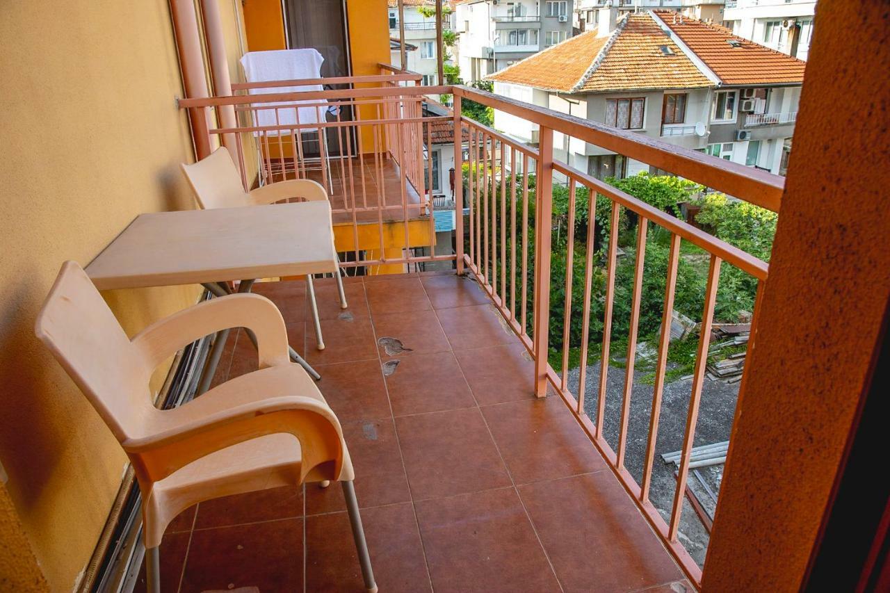 Nessebar'S New Town Top Centre 2-Bdr Apartment By Flаt Manаger エクステリア 写真
